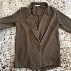 Lush olive relaxed blazer